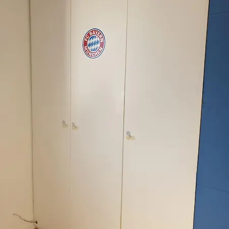 Schoene Zentral 아파트